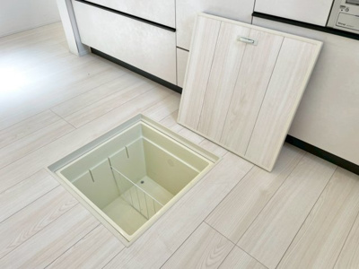 【キッチン】 | 富里市日吉倉2号棟 | 最短即日のご見学も承ります！お気軽に０４７６－３７－３８８８までお問合せ下さい！