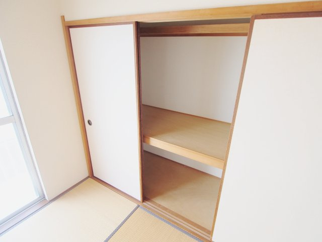 メゾネットTK　Bの収納