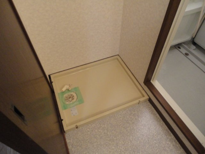 【その他】 | ＳＵＥ　ＳＴＡＴＩＯＮハイツ | 洗濯機置場