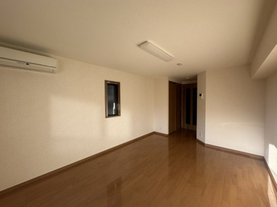 【内装】 | グランインカム16