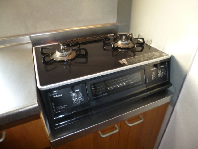 メゾンデラＷ　Ａのキッチン|2口ガスコンロ