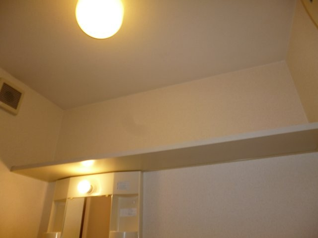 メゾンデラＷ　Ａの洗面所|棚