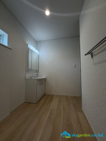 平塚市御殿第18Ⅰ期4棟　新築戸建　全8棟3号棟の脱衣所