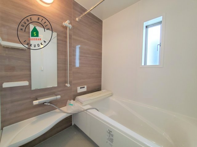 福岡市西区野方5丁目第15-2棟（1号棟）の内観：施工例|浴室は一日の疲れを癒す場所だから、家族みんながゆったりできる快適設計。追い炊き機能付きオートバス。安定した温度で、いつでも快適に入浴できます。