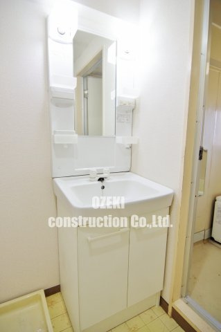 GSハイム越谷の独立洗面台