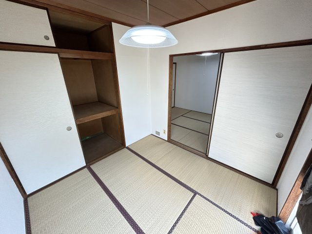 コーポ原の寝室