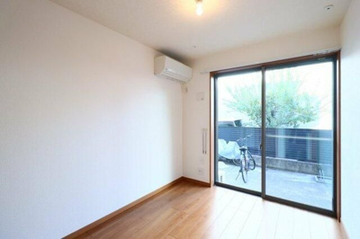 【寝室】 | エメロード江古田