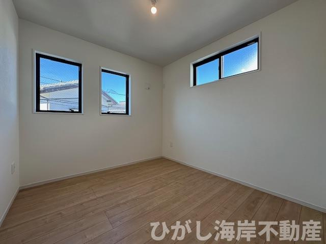 茅ヶ崎市南湖６丁目　新築戸建　全２棟の子供部屋|5.2帖　洋室