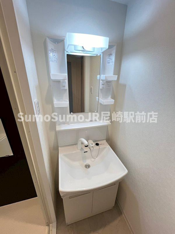 ラ・ポルテ武庫之荘の洗面所|洗面所です