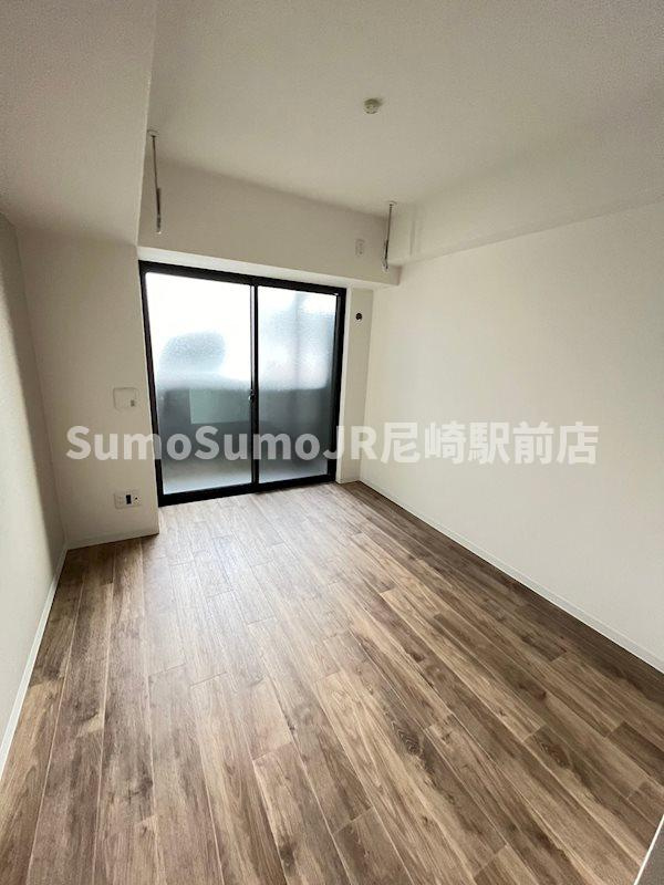 ラ・ポルテ武庫之荘の居間・リビング|ゆったり過ごせる居間です