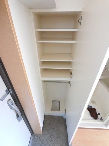 レジディア行徳の収納