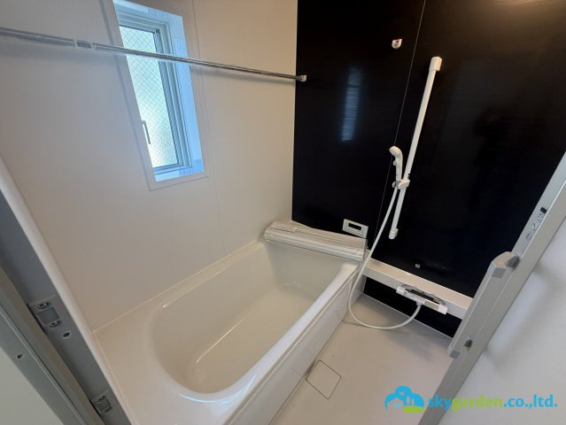 平塚市御殿第18Ⅰ期4棟　新築戸建　全8棟1号棟の浴室