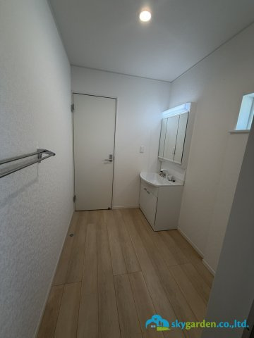 平塚市御殿第18Ⅰ期4棟　新築戸建　全8棟1号棟の脱衣所