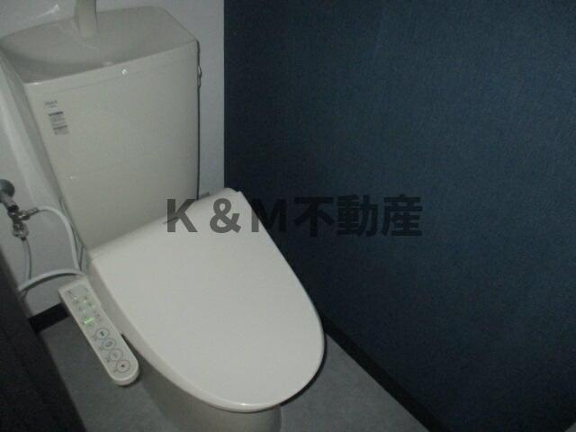 ホワイトベースのトイレ|落ち着いたトイレです