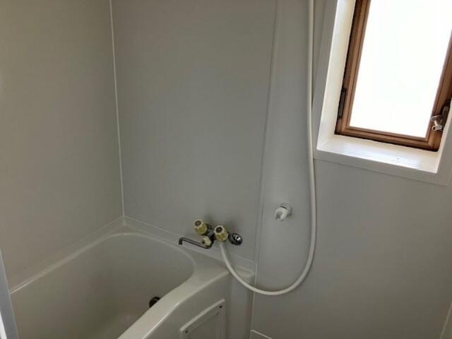 川崎市多摩区栗谷３丁目のアパートの浴室|追い焚き機能で経済的