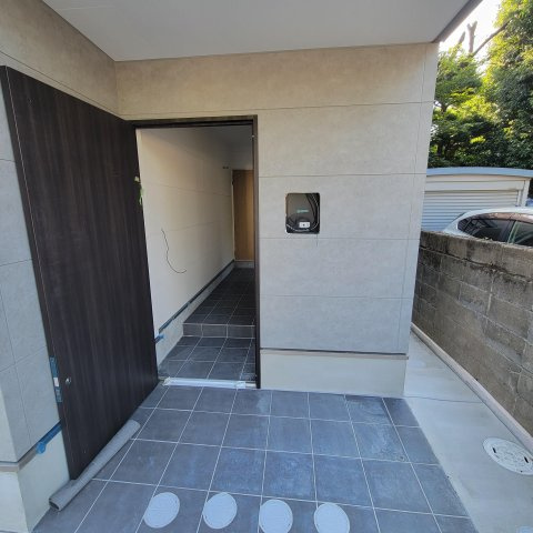 pionierⅠのエントランス|オートロック付きで安心です★