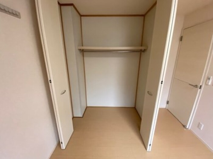 レザン長根　Ａの収納|こまごまとしたものを収納できそうですね