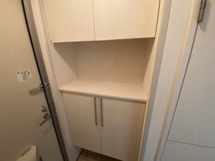 レザン長根　Ａ|シューズボックス(吊戸タイプ)