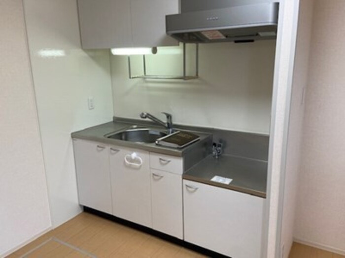 レザン長根　Ａのキッチン|きれいなキッチンです