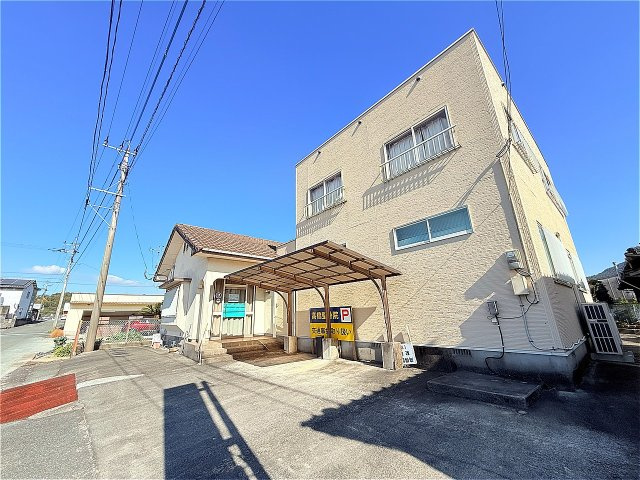 高橋店舗の外観