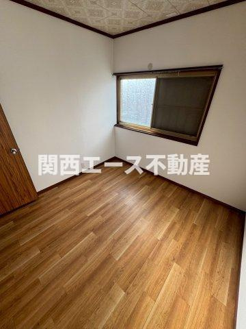 【洋室】 | 玉手町貸家