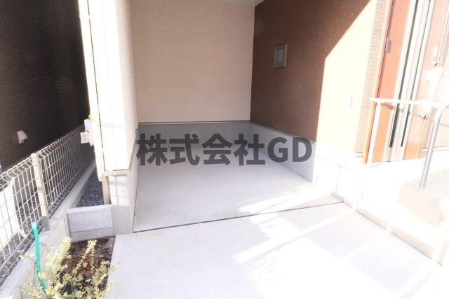 高槻市昭和台町C号棟の駐車場|その他詳細やご質問はお気軽に1Deal Estate☎072-646-8767までお問い合わせください