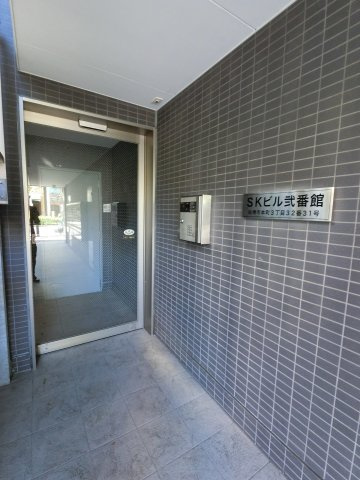 ＳＫビル弐番館のエントランス