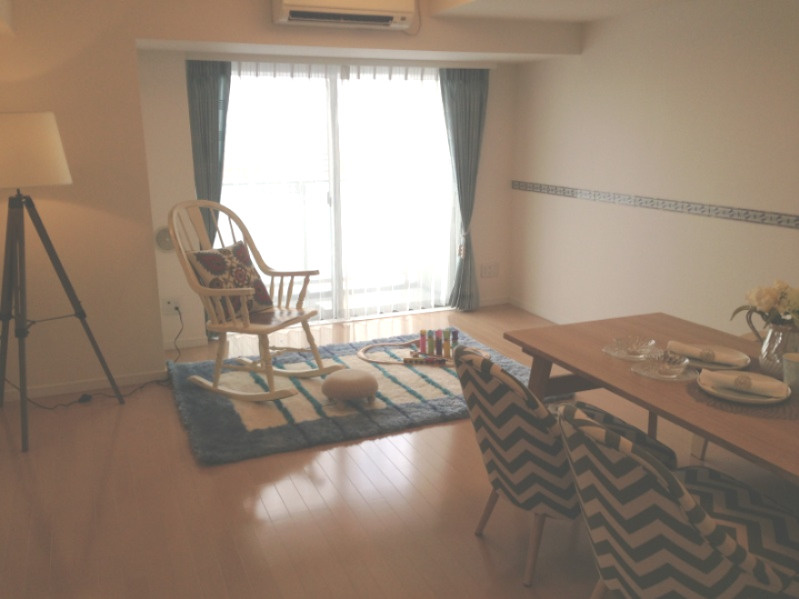 プライムアーバン亀有の居間・リビング|カラー参照※参考写真