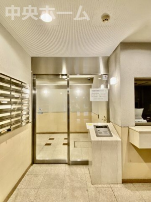 【防犯設備】 | エクセレント船堀 | 【オートロック】オートロックシステムでセキュリティ充実。当たり前ですが、安全で安心して暮らすのって大事ですよね。お探しのご条件でオートロック付きの物件を探す方も多いですがやはりセキュリティは大事です。