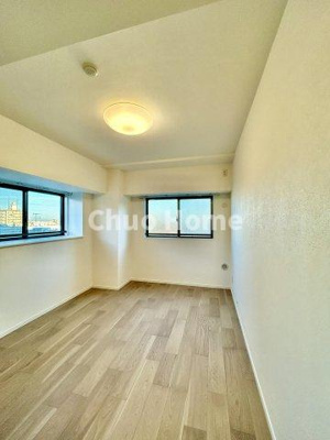 【子供部屋】 | エクセレント船堀 | 【子供部屋】お子様を持つ家庭の約6割が「家族や子どものため」に購入を希望。入学後の転校を避け、広い空間でのびのび育てたいなどの親心が、家探しのきっかけになっているようです。