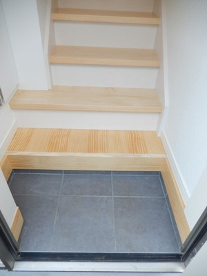 【玄関】 | BEテラス学芸大学