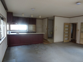 【居間・リビング】 | 川西市大和東５丁目15の11　中古一戸建て