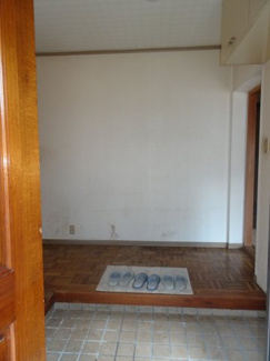 【玄関】 | 川西市大和東５丁目15の11　中古一戸建て