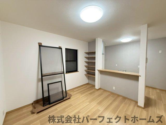 【居間・リビング】の画像