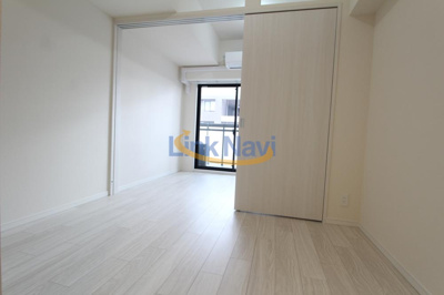 【居間・リビング】 | クレストコート江坂垂水町