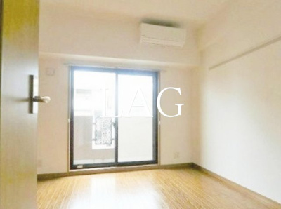 【居間・リビング】 | ヴィーダ♯017 | 洋室のお部屋です。