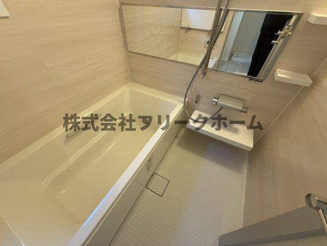 杉並区善福寺２丁目の一戸建ての浴室