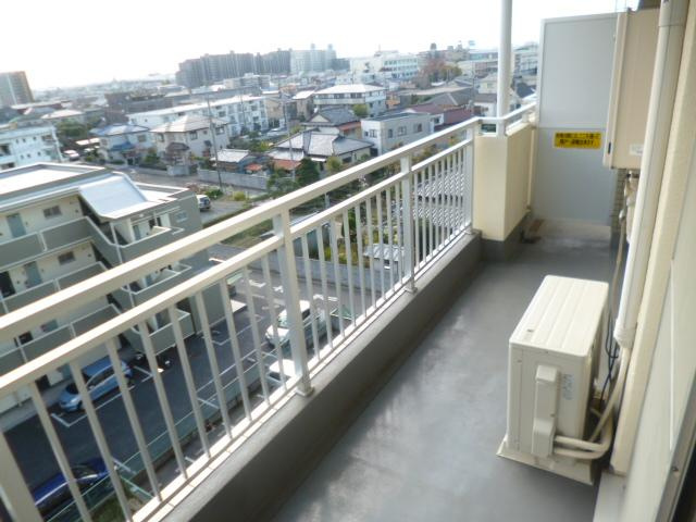グリーンパークタニグチのバルコニー