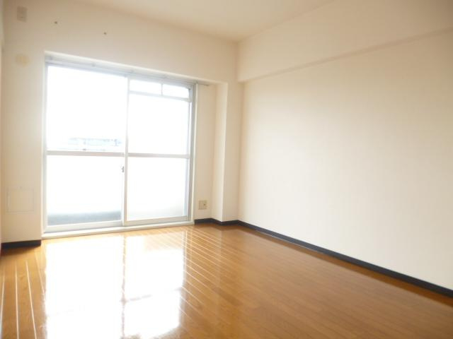 グリーンパークタニグチの寝室