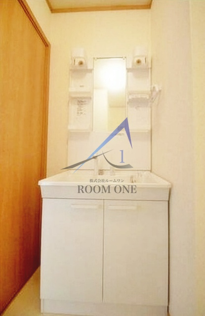 アプリコートの洗面所|独立洗面台です。