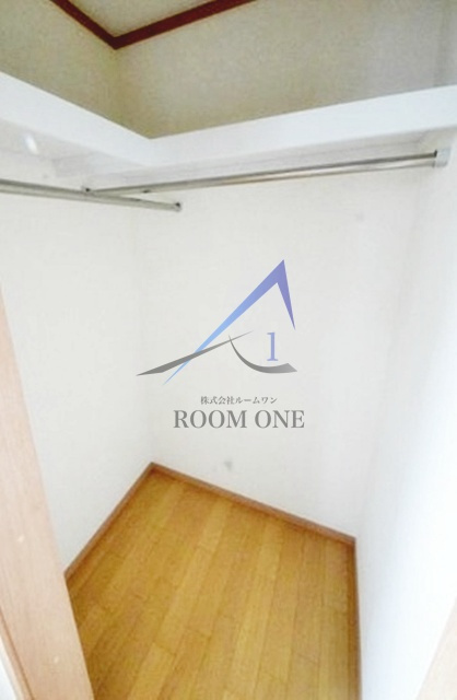 アプリコートの収納|ウォークインクローゼットです。