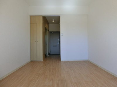 【洋室】 | エルベコート泉大津