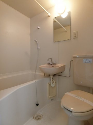 【浴室】 | エルベコート泉大津