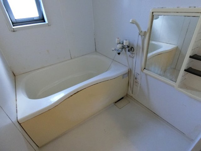 【浴室】 | 記念石台