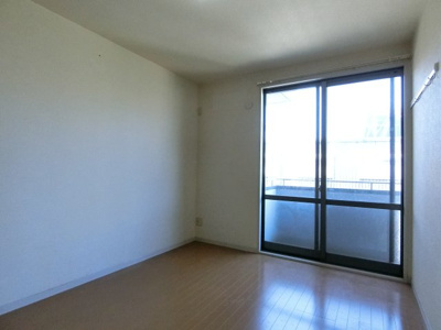 【洋室】 | 記念石台