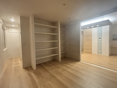 【洋室】 | パロアルトB