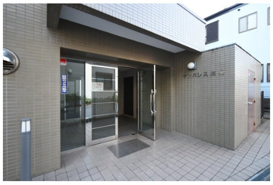 サンパレス松庵のエントランス