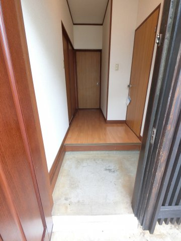 【玄関】 | 立沢台ニュータウン貸家