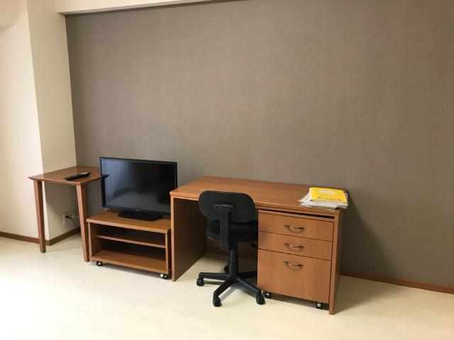 Ｍ-ｓｔａｇｅ　Ａｏｉの設備|机