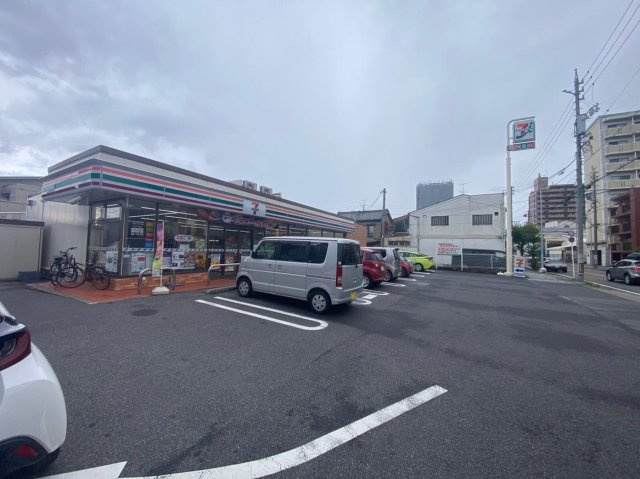 レオネクストオーエス２２の周辺